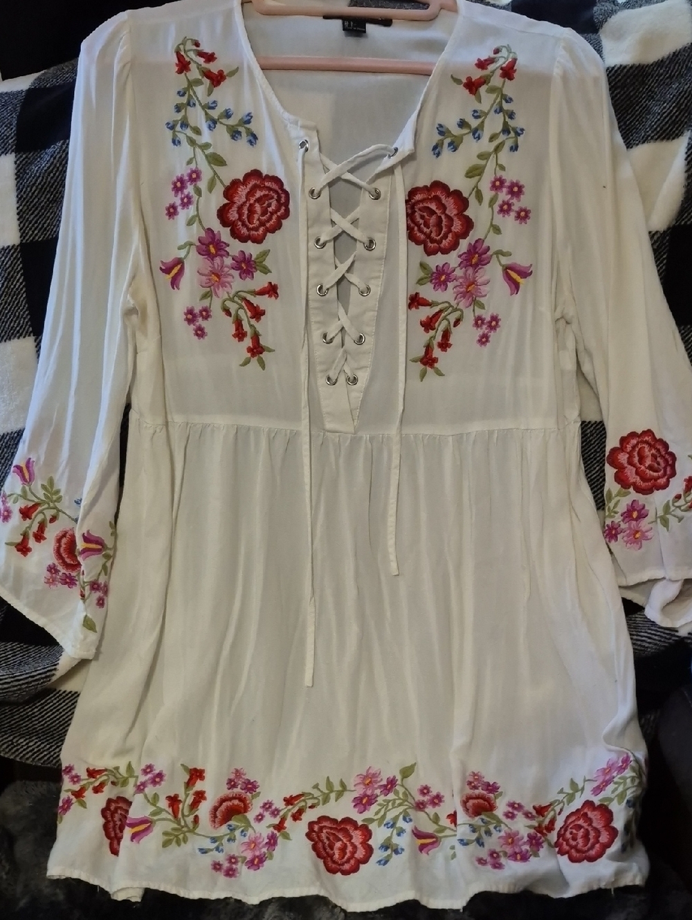 Forever 21 White Lace-Up Tunic with Red & Pink Floral Embroidery